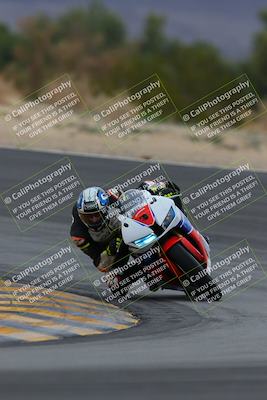 media/Jan-14-2023-SoCal Trackdays (Sat) [[497694156f]]/Turn 10 (1050am)/